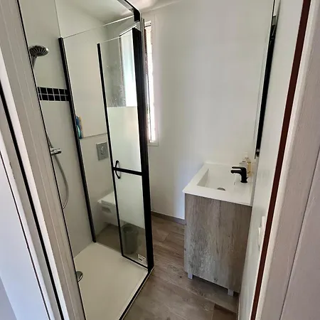 Les Marines, Castello Rosso Vue - Acces A Pied شقة Casaglione