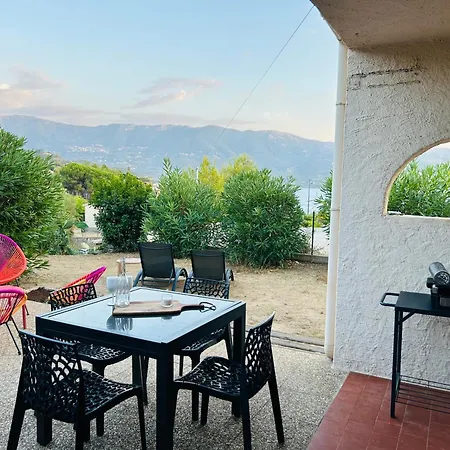 Lägenhet Les Marines, Castello Rosso Vue - Acces A Pied