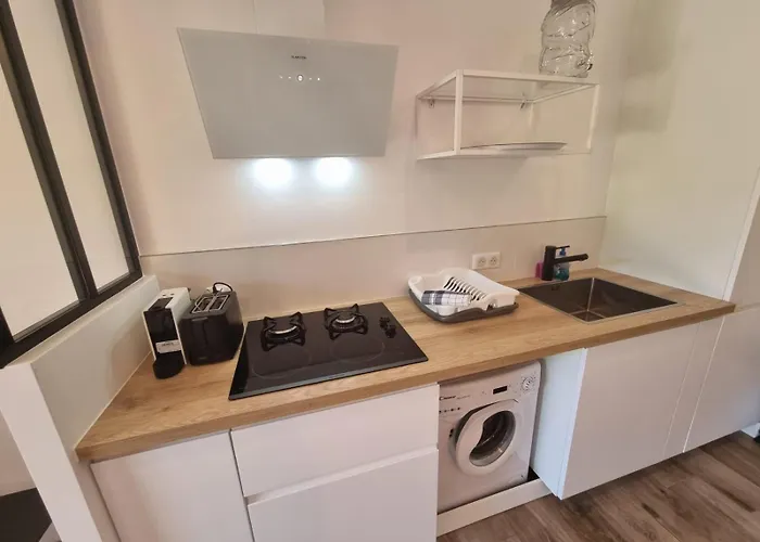 Les Marines, Castello Rosso Vue - Acces A Pied